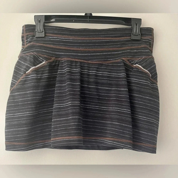 Athleta Stripped Skort - Picture 2 of 3